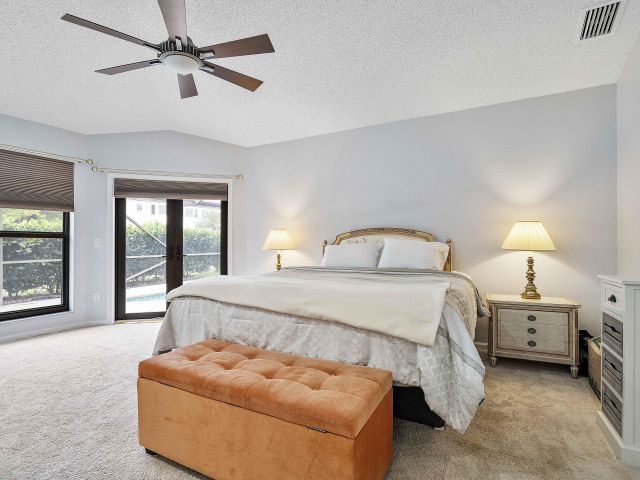 Продажа дома по адресу 22652 Esplanada Circle W - фото 6075048