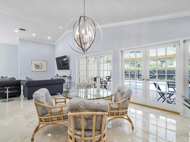 Продажа дома по адресу 22652 Esplanada Circle W - фото 6075051