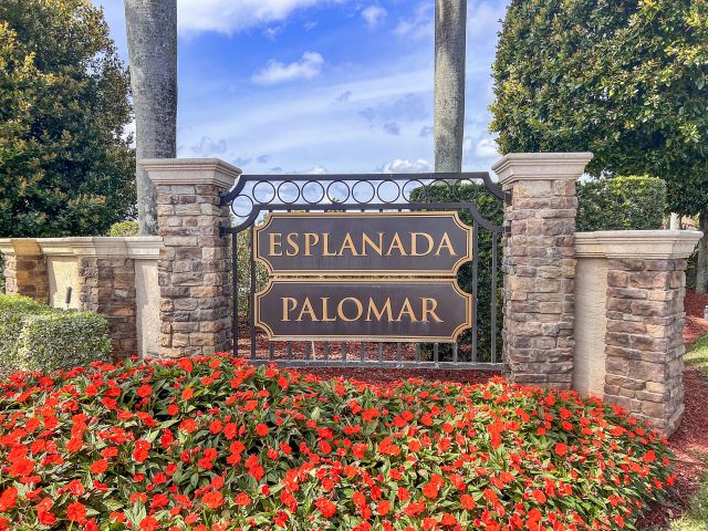 Продажа дома по адресу 22652 Esplanada Circle W - фото 6075056