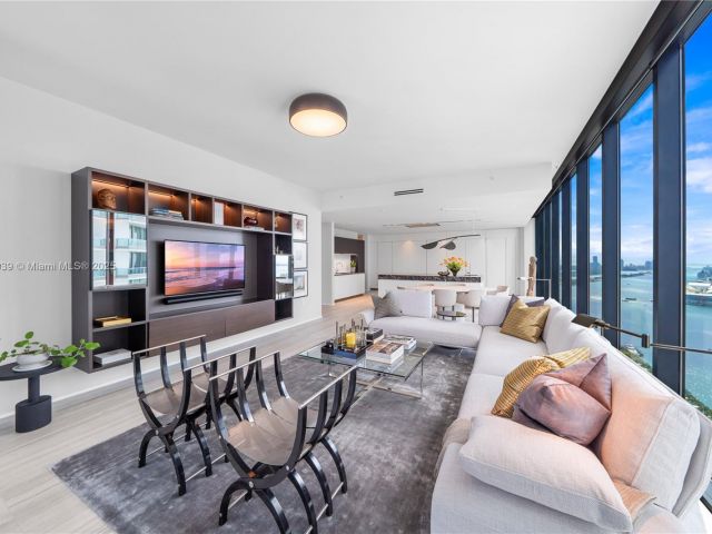 Продажа квартиры #3201 - фото 6065809