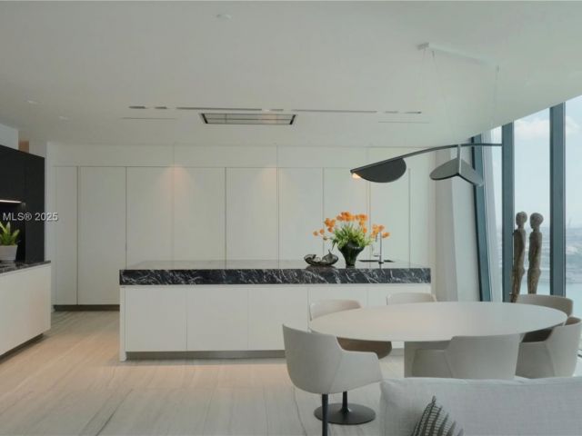 Продажа квартиры #3201 - фото 6065810