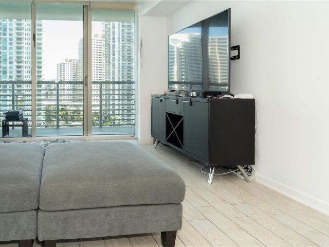 Продажа квартиры #1521 - фото 6065759