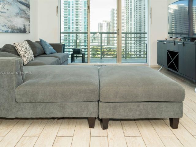 Продажа квартиры #1521 - фото 6065760