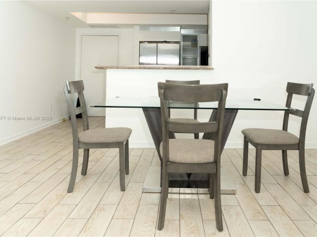 Продажа квартиры #1521 - фото 6065761