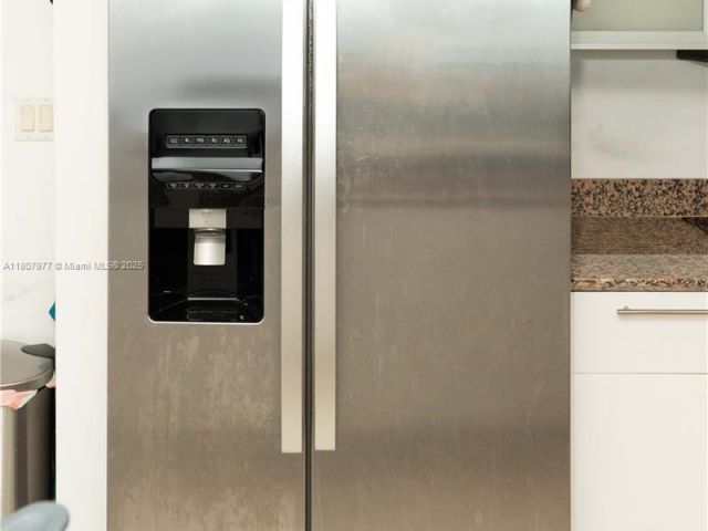 Продажа квартиры #1521 - фото 6065769