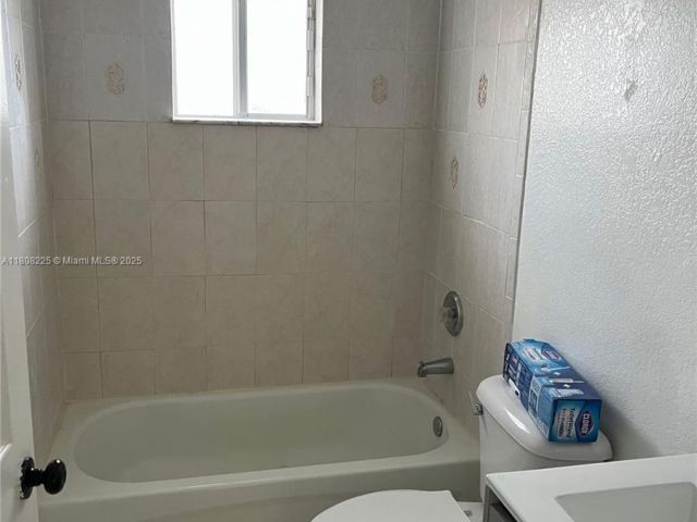 Продажа дома по адресу 22932 SW 113th Pl - фото 6065351