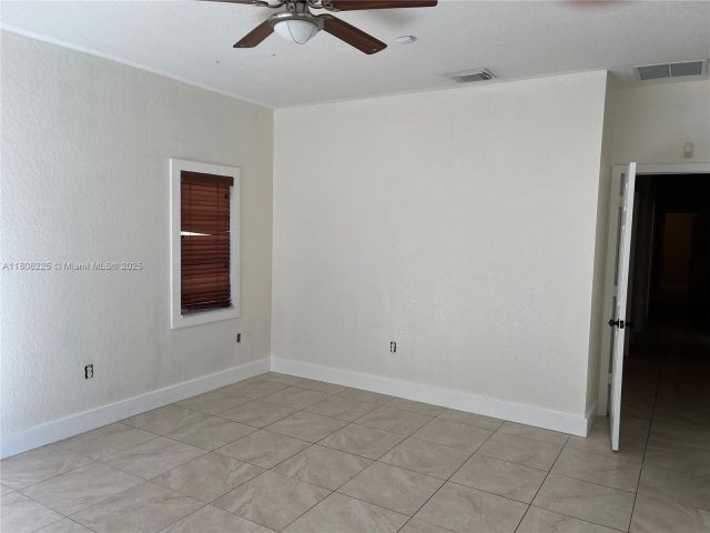 Продажа дома по адресу 22932 SW 113th Pl - фото 6065356