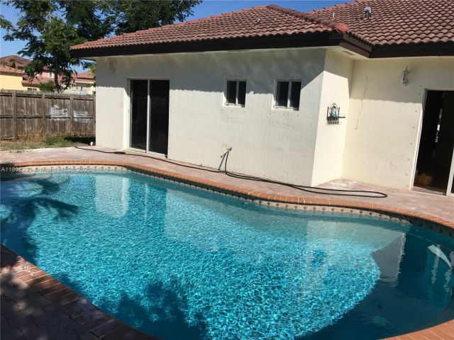 Продажа дома по адресу 22932 SW 113th Pl - фото 6065358