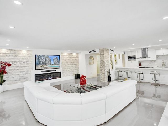 Продажа квартиры #301S - фото 6078774