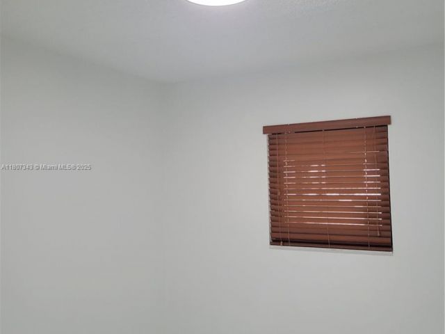 Дом в аренду по адресу  - фото 6065112