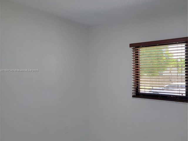 Дом в аренду по адресу  - фото 6065113