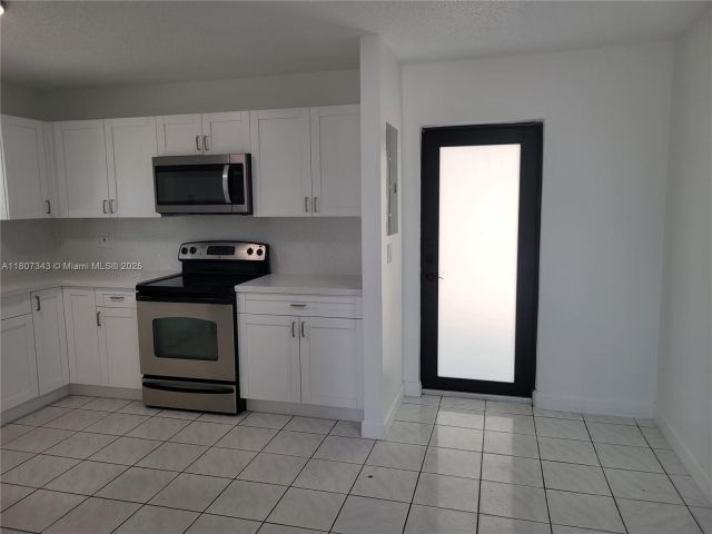 Дом в аренду по адресу  - фото 6065120