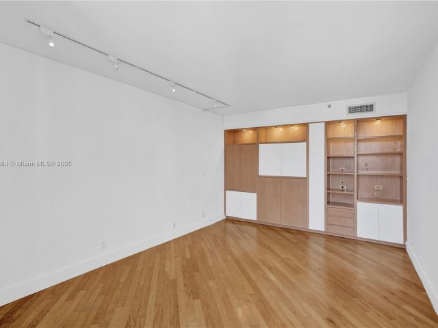 Квартира в аренду номер412 - фото 6064400