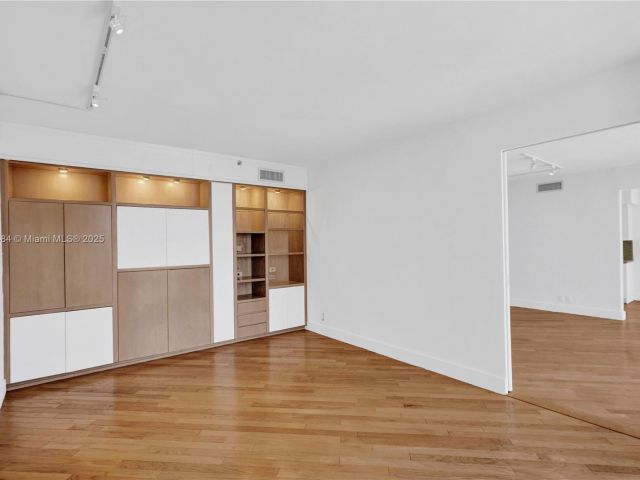 Квартира в аренду номер412 - фото 6064403