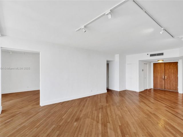 Квартира в аренду номер412 - фото 6064409