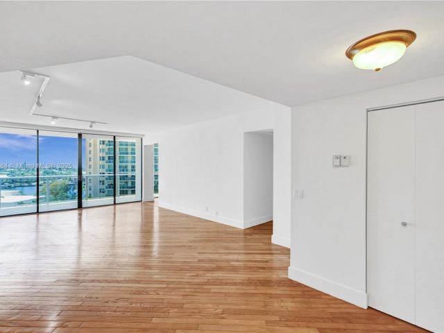 Квартира в аренду номер412 - фото 6064414