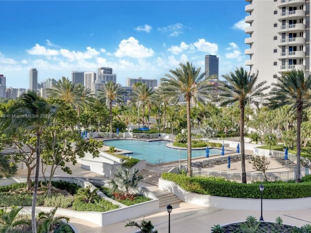 Продажа квартиры #701 - фото 6101481