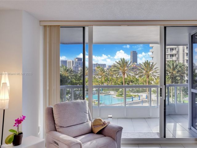 Продажа квартиры #701 - фото 6101483