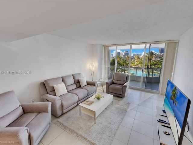 Продажа квартиры #701 - фото 6101486