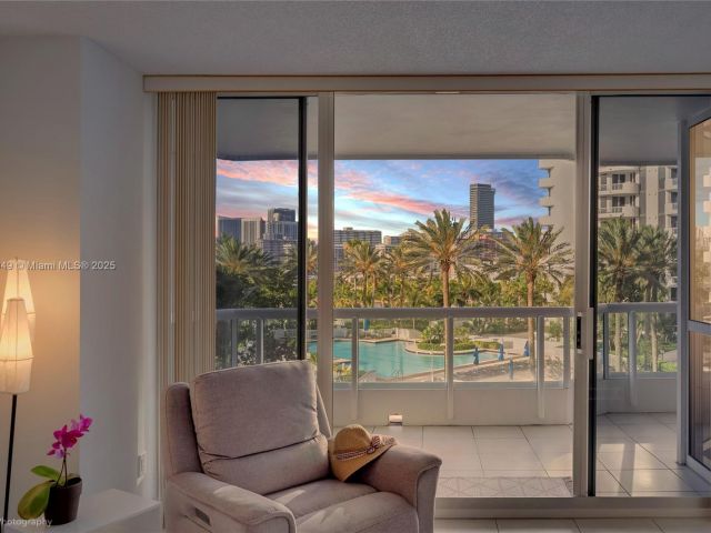 Продажа квартиры #701 - фото 6101489