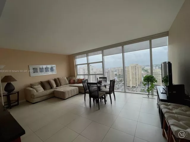 Квартира в аренду номер1807 - фото 6066417