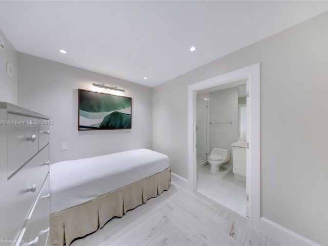 Продажа квартиры #604 Renovated - фото 6079875