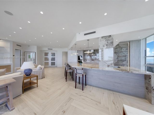 Продажа квартиры #604 Renovated - фото 6079890