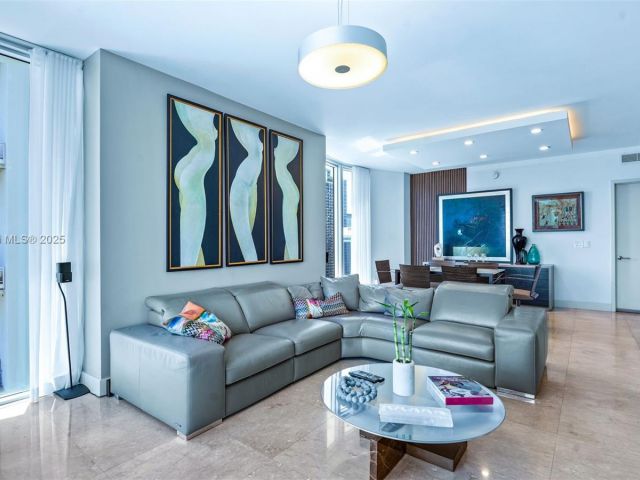 Продажа квартиры #2911 - фото 6070873