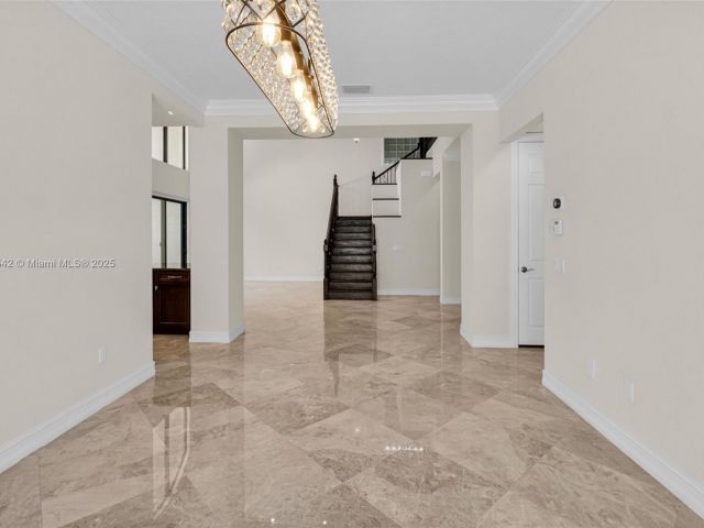 Дом в аренду по адресу 8944 Little Falls Way - фото 6069878