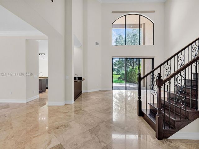 Дом в аренду по адресу 8944 Little Falls Way - фото 6069884