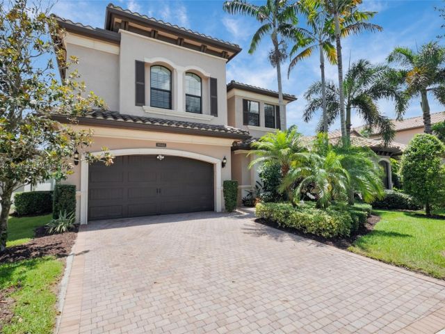 Дом в аренду по адресу 8944 Little Falls Way - фото 6069886