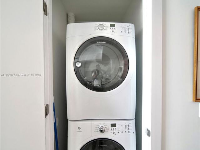 Продажа квартиры #1705 - фото 6068877