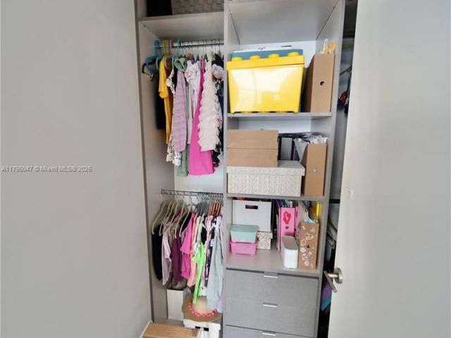 Продажа квартиры #1705 - фото 6068878