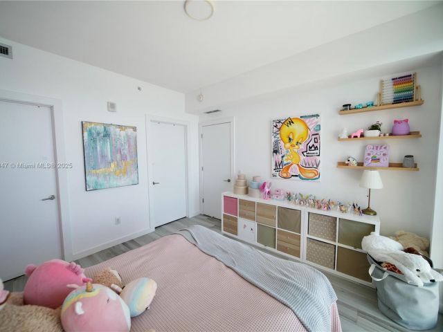 Продажа квартиры #1705 - фото 6068880