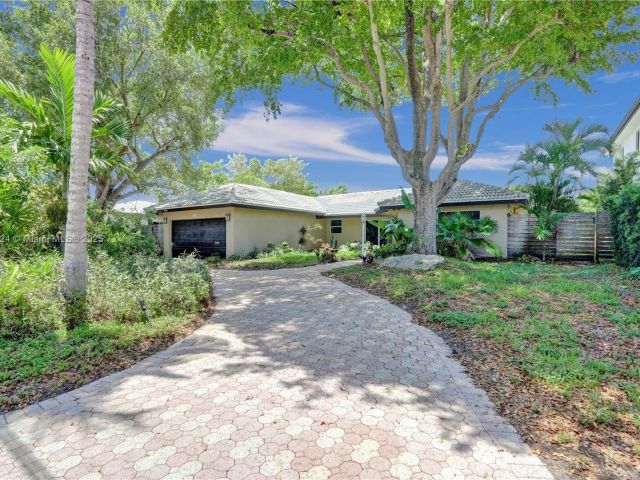 Дом в аренду по адресу 3100 NE 56th Ct - фото 6075677