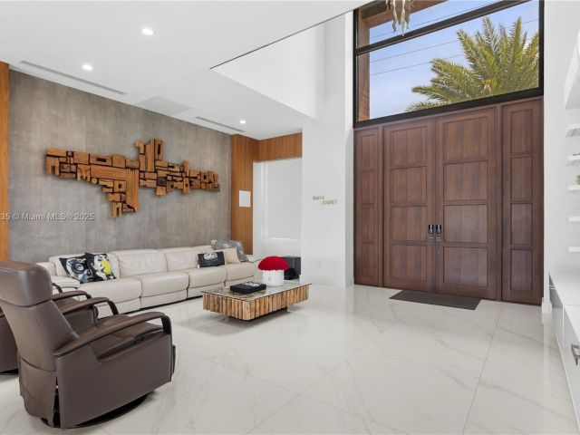 Продажа дома по адресу 12880 N Bayshore Dr - фото 6067351