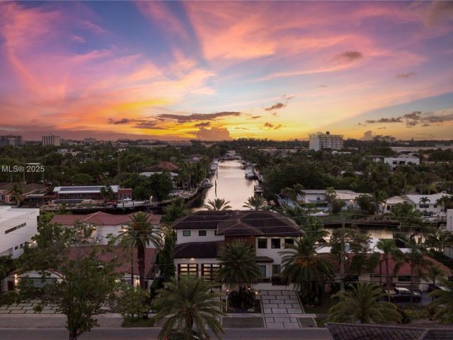 Продажа дома по адресу 12880 N Bayshore Dr - фото 6067353