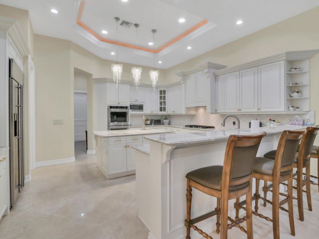 Дом в аренду по адресу 17665 Middlebrook Way - фото 6484145