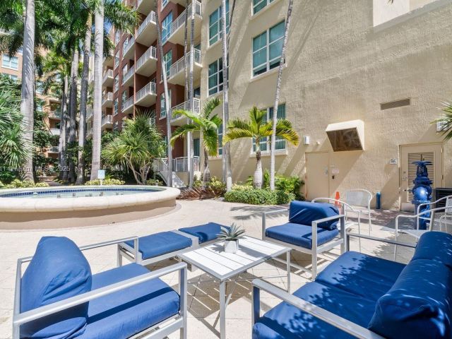 Продажа квартиры #2308 - фото 6069303