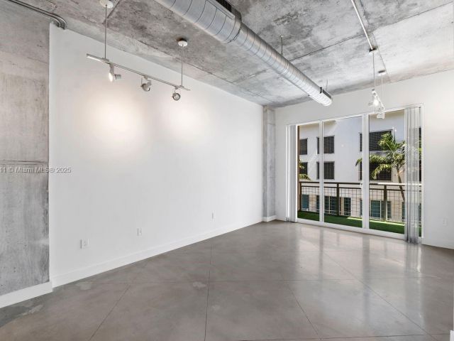 Продажа квартиры #2308 - фото 6069313