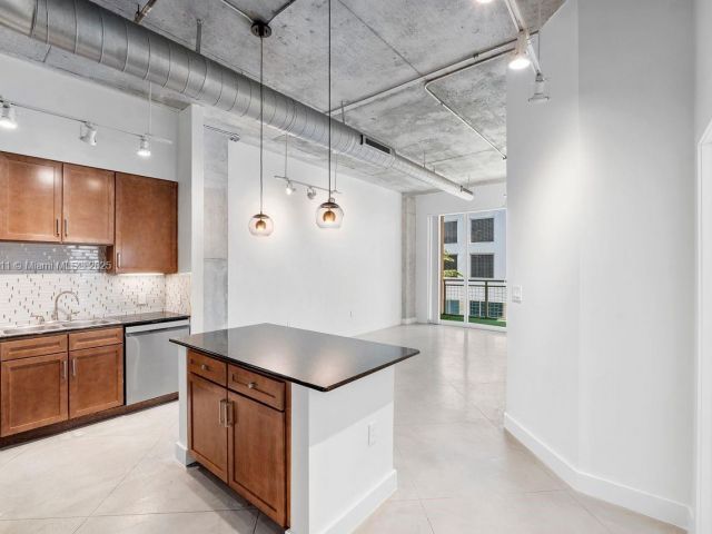 Продажа квартиры #2308 - фото 6069314