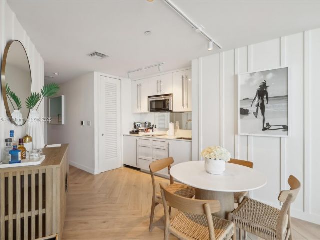 Продажа квартиры #1511 - фото 6070800