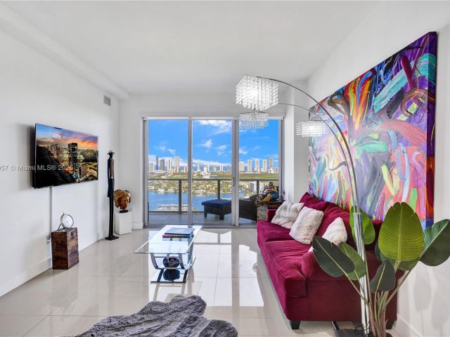 Продажа квартиры #3217 - фото 6070491