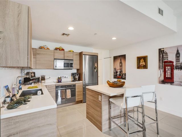 Продажа квартиры #3217 - фото 6070495