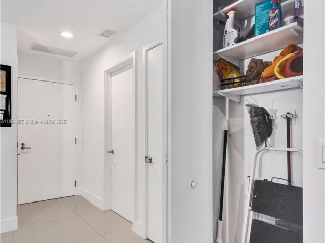 Продажа квартиры #3217 - фото 6070498