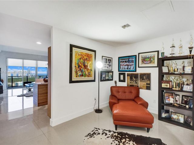 Продажа квартиры #3217 - фото 6070499