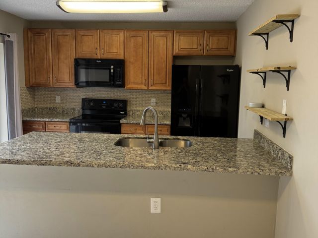 Дом в аренду по адресу 6927 69th Way - фото 6116993