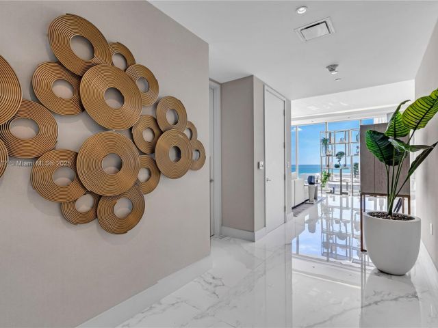 Продажа квартиры #705 - фото 6069372