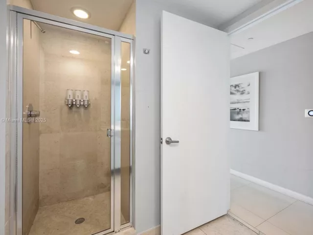 Продажа квартиры #1604 - фото 6091466