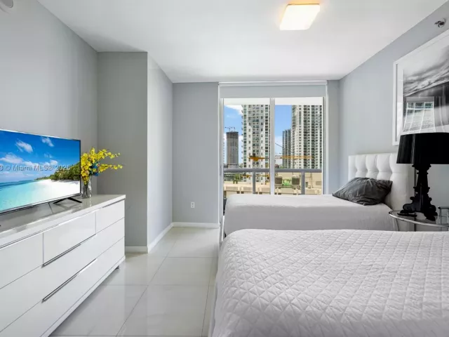 Продажа квартиры #1604 - фото 6091469